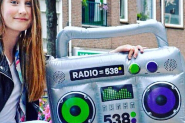 538 inflatable radio
