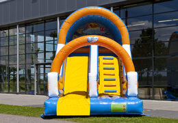 Zamów dla dzieci spektakularną nadmuchiwaną zjeżdżalnię z motywem oceanicznego świata w wesołych kolorach. Kup nadmuchiwane zjeżdżalnie online w JB Dmuchańce Polska