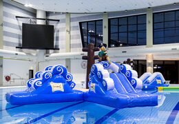 Zamów podwójny kurs szturmowy dla piratów dla młodych i starszych. Kup nadmuchiwany basen z przeszkodami online w JB Dmuchańce Polska