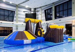 Kup nadmuchiwaną, hermetyczną piracką wyspę zabaw z winoroślą, wieżą wspinaczkową, okrągłą zjeżdżalnią i przeszkodami dla małych i dużych. Zamów gry w nadmuchiwany basen już teraz online w JB Dmuchańce Polska