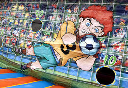 Kup nadmuchiwaną bramkę do piłki nożnej z łóżkiem dla małych i dużych. Zamów nadmuchiwaną bramkę do piłki nożnej z łóżkiem już teraz online w JB Dmuchańce Polska