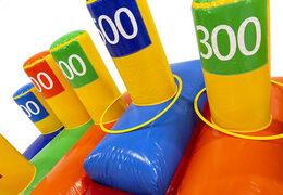 Do kupienia kolorowa dmuchana gra w rzut krążkiem do pachołków. Oryginalne starannie wykonane dmuchane gry i plansze na imprezy tematyczne od JB Dmuchance