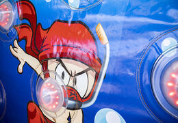 Zamów motyw podwodny IPS Splash Wall - szczegółowy nadruk ze strumieniem wody u góry dla młodych i starszych. Kup nadmuchiwane ściany IPS Splash teraz online w JB Dmuchańce Polska