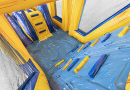 Nadmuchiwany 19-metrowy, modułowy tor przeszkód w marmurowym motywie z dopasowanymi obiektami 3D dla dzieci. Kup nadmuchiwane tory przeszkód online już teraz w JB Dmuchańce Polska