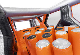 Kup nadmuchiwany 40-częściowy giga modułowy tor szturmowy Survival Run dla dzieci. Zamów nadmuchiwane tory przeszkód online już teraz w JB Dmuchańce Polska