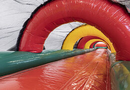 Zamów zjeżdżalnię Dinopark dla młodych i starszych. Kup nadmuchiwany tor rolkowy już teraz online w JB Dmuchańce Polska