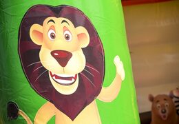 Kup wielofunkcyjny dmuchany leżaczek midi z dachem w motywie dżungli dla dzieci. Kup dmuchane zamki online w JB Dmuchańce Polska