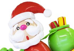 Do kupienia 9 metrowe dmuchane sanie z reniferem i dmuchanym mikołajem w klimacie świątecznym. Zamów wyjątkowe personalizowane atrakcje świąteczne od producenta JB Dmuchance 