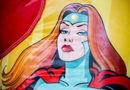 Kup dmuchany zamek z motywem superbohatera slidebox ze zjeżdżalnią dla dzieci. Kup dmuchane zamki online w JB Dmuchańce Polska