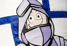 Nadmuchiwany, wielofunkcyjny, zadaszony zamek do skakania Midi w stylu zamkowym. Kup dmuchane zamki w JB Dmuchańce Polska online