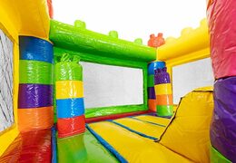 Kup mini dmuchany zamek ze zjeżdżalnią w stylu superbloków dla dzieci. Zamów nadmuchiwane dmuchane zamki online w JB Dmuchańce Polska