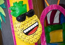 Zamów dmuchany zamek w motywie flamingów ze zjeżdżalnią dla dzieci. Kup dmuchane zamki online w JB Dmuchańce Polska