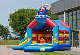 Zamów dmuchany wielofunkcyjny dmuchany zamek dla dzieci z dachem, pirackim obiektem 3D, różnymi przeszkodami i zjeżdżalnią w JB Dmuchańce Polska. Kup dmuchane zamki do skakania online w JB Dmuchańce Polska