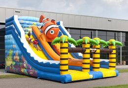 Kup dmuchaną zjeżdżalnię o tematyce morskiej z zabawnymi figurami 3D i kolorowymi nadrukami dla dzieci. Zamów nadmuchiwane zjeżdżalnie już teraz online w JB Dmuchańce Polska