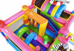 Zamów nadmuchiwaną poduszkę powietrzną ze zjeżdżalnią ze zwierzętami imprezowymi dla dzieci