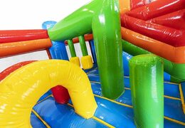 Nadmuchiwana poduszka powietrzna z motywem tropikalnym ze zjeżdżalniami i przedmiotami w poduszce na sprzedaż dla dzieci