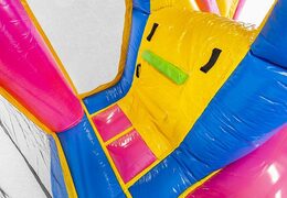 nadmuchiwany leżaczek z motywem jednorożca dla dzieci ze zjeżdżalnią i przedmiotami do kupienia