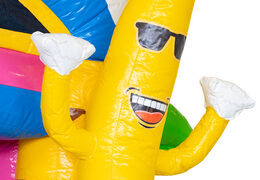 Zamów nadmuchiwany dmuchany zamek z wielu pudełek na letnią imprezę