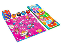 Kolorowy zestaw gier z przodu Softplay w temacie komiksowym