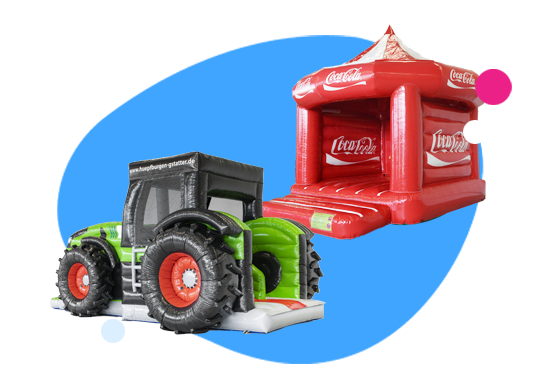 Zdjęcie nadmuchiwanej zamczysko i traktora