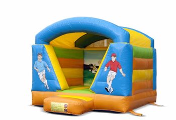 Na sprzedaż mały dmuchany dmuchany zamek z dachem w stylu piłki nożnej. Kup dmuchane zamki online w JB Dmuchańce Polska