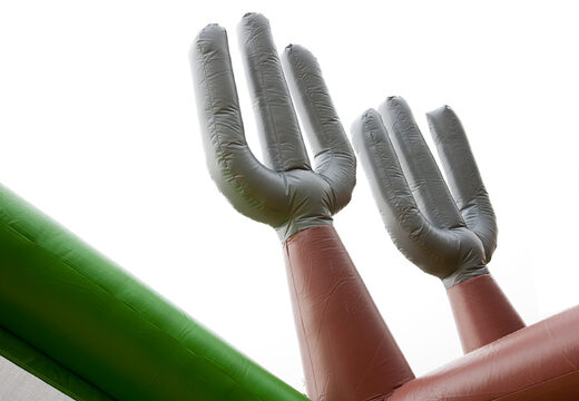 Unikalny 17-metrowy tor przeszkód w stylu farmy z 7 elementami gry i kolorowymi przedmiotami dla dzieci. Kup nadmuchiwane tory przeszkód online już teraz w JB Dmuchańce Polska