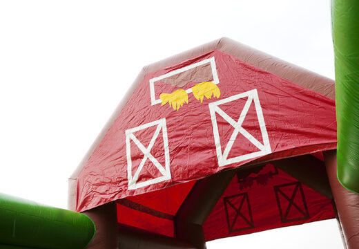 Zamów dmuchany tor przeszkód o szerokości 17 metrów w motywie farmy dla dzieci. Kup nadmuchiwane tory przeszkód online już teraz w JB Dmuchańce Polska