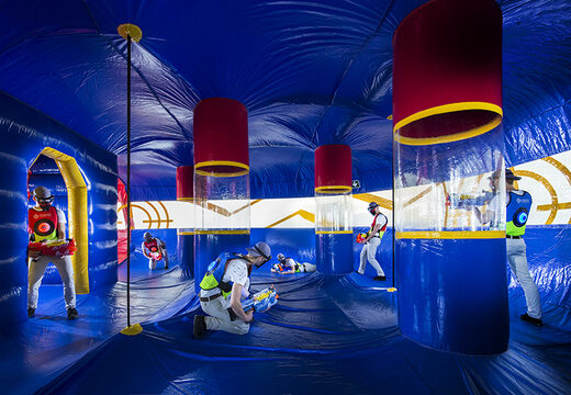 Zamów nadmuchiwaną arenę bitewną zarówno dla młodych, jak i starszych. Kup nadmuchiwane areny online już teraz w JB Dmuchańce Polska