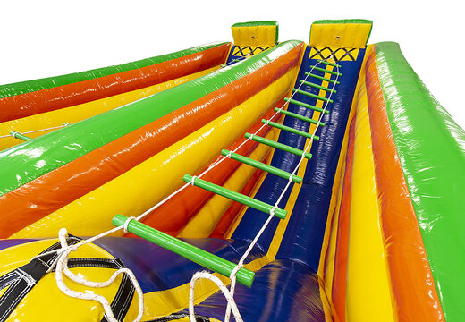 Na sprzedaż kolorowa dmuchana wspinaczka po drabinie z miękim lądowaniem na dmuchanej poduszce. Zamów kompletne dmuchane place zabaw z szybką realizacją zamówienia od producenta JB Dmuchance