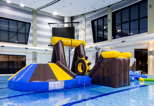 Kup nadmuchiwaną, hermetyczną piracką wyspę zabaw z winoroślą, wieżą wspinaczkową, okrągłą zjeżdżalnią i przeszkodami dla małych i dużych. Zamów gry w nadmuchiwany basen już teraz online w JB Dmuchańce Polska