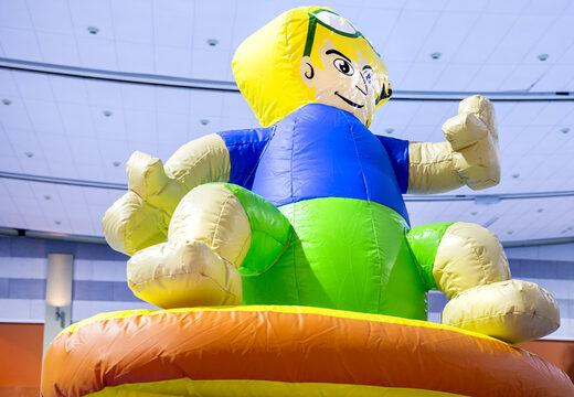 Zamów hermetyczną nadmuchiwaną wyspę do zabawy w stylu surferów z winoroślą, wieżą wspinaczkową, okrągłą zjeżdżalnią i przeszkodami dla małych i dużych. Kup nadmuchiwane gry w bilard już teraz online na JB Dmuchańce Polska