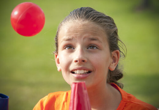 Na sprzedaż dmuchana atrakcja gra dla dzieci z wirującymi w powietrzu kulkami. Zamów z dostawą oryginalne konstrukcje dmuchanych gier z profesjonalnej firmy JB Dmuchance 