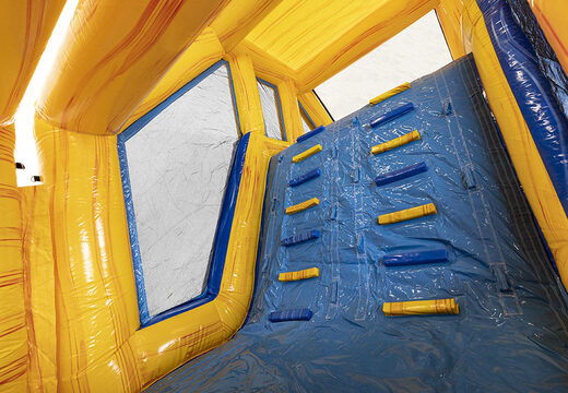 Kup modułowy tor przeszkód o długości 13,5 m w marmurowym motywie z dopasowanymi obiektami 3D dla dzieci. Zamów nadmuchiwane tory przeszkód już teraz online w JB Dmuchańce Polska