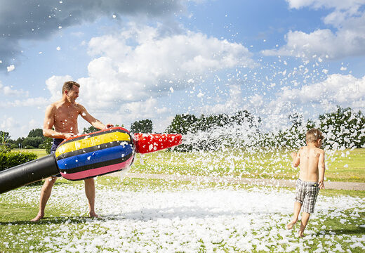 Na sprzedaż kolorowa dmuchana armatka pistolet do piany dla dzieci.Zamów dmuchane obiekty do ciekawych zabaw od producenta JB Dmuchance
