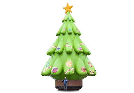 Kup 12 metrową przyciągającą wzrok dmuchaną choinkę z bombkami najlepszą świąteczną ozdobę zewnętrzną. Zamów wyjątkowe dmuchańce dmuchane atrakcje świąteczne jako zewnętrzna ozdoba do twojego sklepu tylko od JB Dmuchance