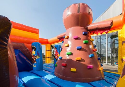 Zamów kryty dmuchany zamek piracki ze zjeżdżalnią dla dzieci. Kup dmuchane zamki online w JB Dmuchańce Polska