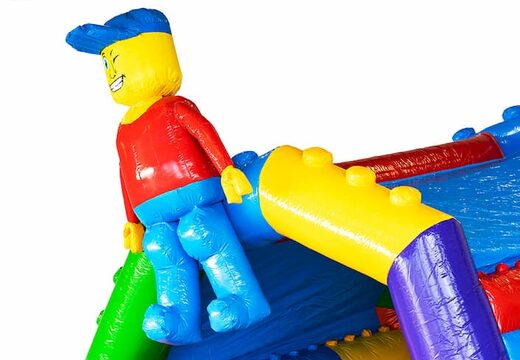 Kup standardowe dmuchany zamek z superblokami w efektownym designie i zabawną animację dla lalek dla dzieci. Zamów dmuchane zamki online w JB Dmuchańce Polska