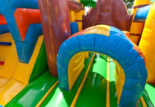 Wielofunkcyjny dmuchany zamek nadmuchiwany dla dzieci o tematyce pirackiej łodzi. Zamów nadmuchiwane dmuchane zamki online w JB Dmuchańce Polska