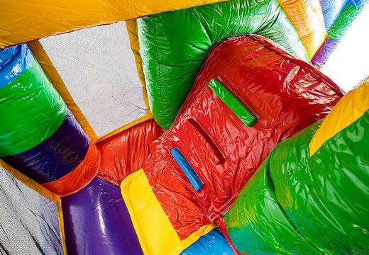 Zamów średni dmuchany bramkarz dla wielu graczy w motywie superbloków ze zjeżdżalnią dla dzieci. Kup nadmuchiwane leżaczki online w JB Dmuchańce Polska