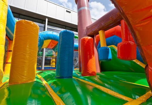 Zamów dmuchany zamek na statku pirackim ze zjeżdżalnią dla dzieci. Kup dmuchane zamki do skakania online w JB Dmuchańce Polska