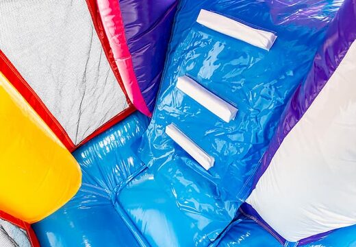 Wielofunkcyjny leżaczek w kształcie flaminga ze zjeżdżalnią, zabawne obiekty na powierzchni do skakania i przyciągające wzrok obiekty 3D dla dzieci. Zamów nadmuchiwane leżaczki online w JB Dmuchańce Polska