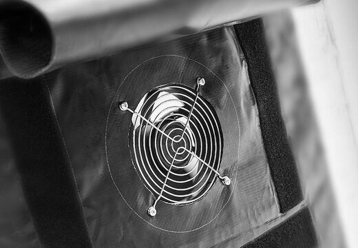 zamów nadmuchiwaną przezroczystą kapsułę samochodową do pojazdów