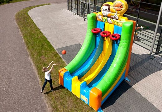 Wysoka gra w koszykówkę