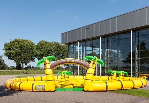 Nadmuchiwana tropikalna gra w golfa