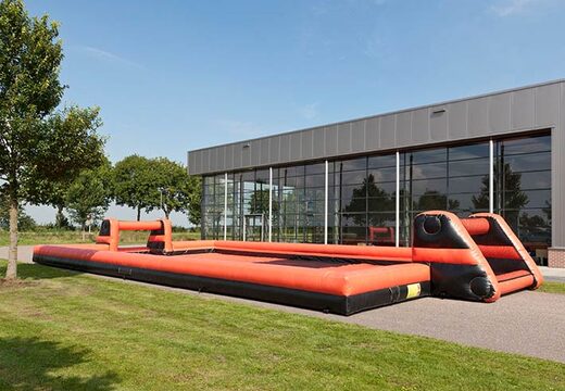 Kup przenośny i dmuchany tor piłkarski