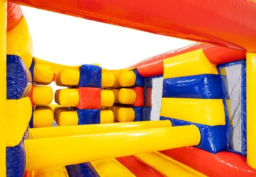 Wnętrze modułu toru przeszkód do dostosowywania w JB